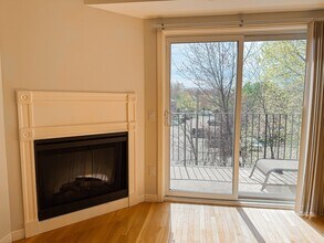 60 Broadlawn Park in Boston, MA - Building Photo - Building Photo