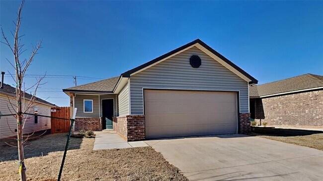 3333 Hondo Ter in Mustang, OK - Building Photo - Building Photo