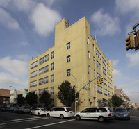 689 Myrtle Ave in Brooklyn, NY - Building Photo - Building Photo