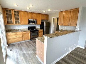 2420 S Halifax Way in Aurora, CO - Building Photo - Building Photo