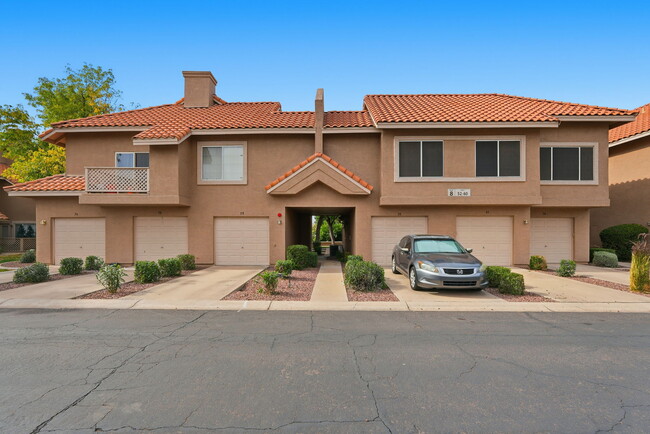 property at 1633 E Lakeside Dr