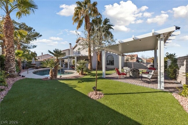 property at 449 Rutherford Cir