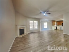 16117 Long Talon Way in Charlotte, NC - Foto de edificio - Building Photo