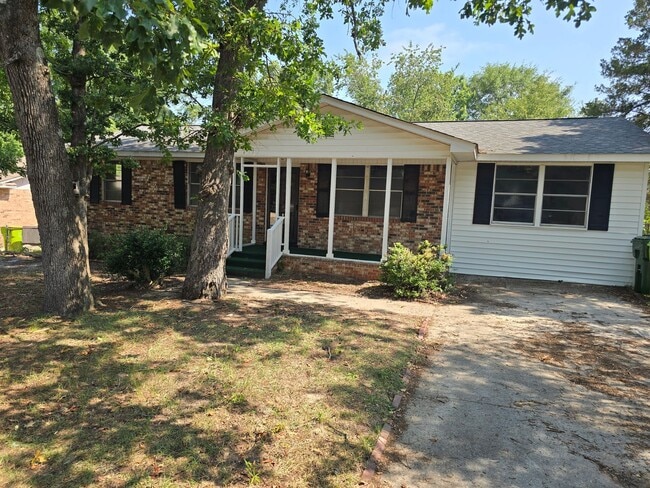 305 Ovanta Rd in Columbia, SC - Building Photo - Building Photo