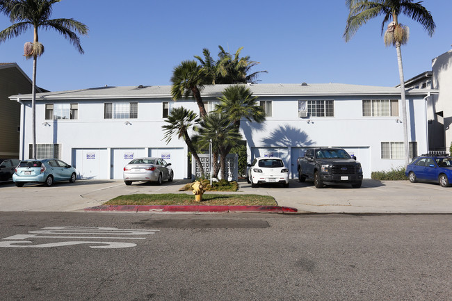 The Jasmine Palm in Los Angeles, CA - Foto de edificio - Building Photo