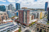 Diamond Terrace in San Diego, CA - Foto de edificio - Building Photo