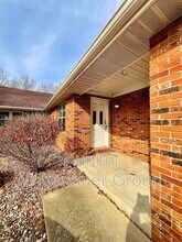 64 S Cherry Hills in Edwardsville, IL - Building Photo - Building Photo