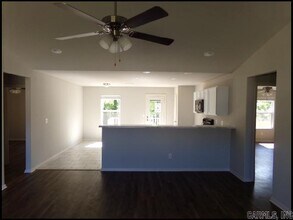 2424 Vivian Dr in Benton, AR - Building Photo - Building Photo
