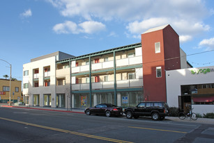 Pacific Court in Santa Monica, CA - Building Photo