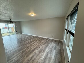 154 Hannah Ln in Chehalis, WA - Foto de edificio - Building Photo