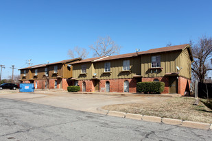 3608-3622 N Tulsa Apartments