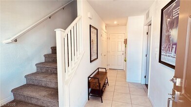 623 Sedum Ave. in Henderson, NV - Building Photo - Building Photo