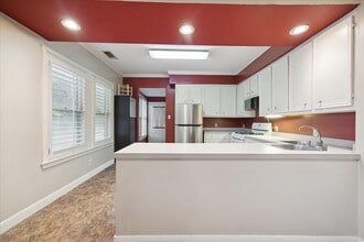 321 W 13th St in Houston, TX - Building Photo - Building Photo