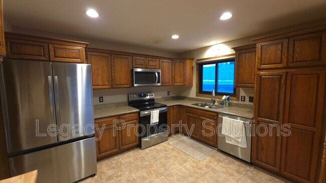 1400 S 3rd St in Bismarck, ND - Building Photo - Building Photo