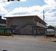 94-1031 Kahuamoku St in Waipahu, HI - Foto de edificio - Building Photo