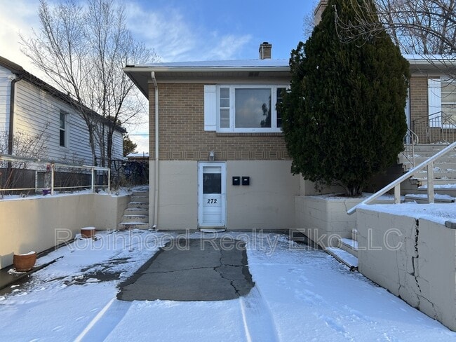 272 W Cedar St in Elko, NV - Building Photo - Building Photo