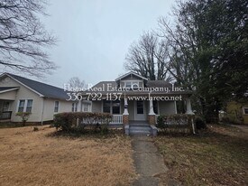 208 Clayton St in Winston-Salem, NC - Building Photo