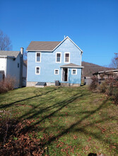 18 Thorn St in Corning, NY - Building Photo - Building Photo