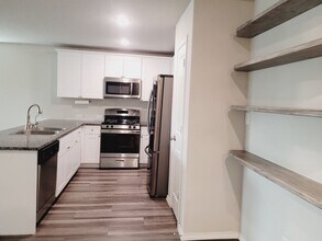 10310 Waverunner in Converse, TX - Building Photo - Building Photo