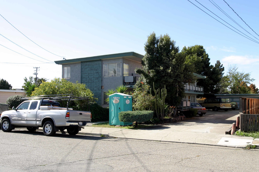 1420 9th St in Berkeley, CA - Building Photo