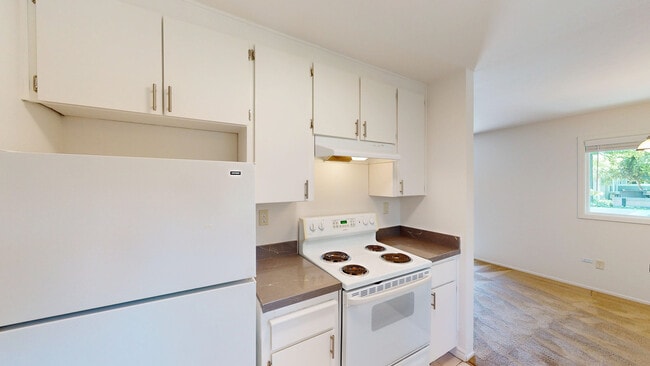 348 Robinson St in Sonoma, CA - Building Photo - Building Photo