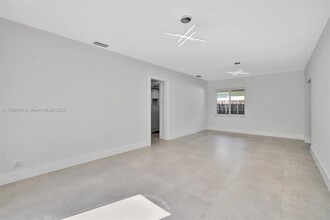 1000 SW 19th St in Fort Lauderdale, FL - Building Photo - Building Photo