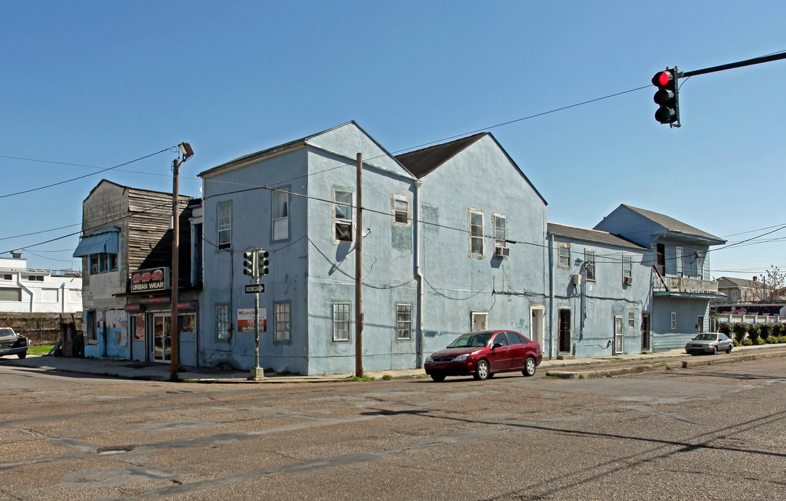 1432 Baronne St in New Orleans, LA - Foto de edificio