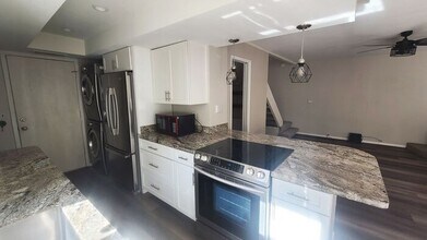 8645 S 51st St in Phoenix, AZ - Building Photo - Building Photo