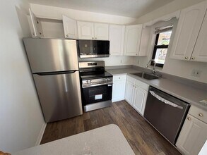 2454 SE Garden Terrace, Unit 306 in Port St. Lucie, FL - Foto de edificio - Building Photo