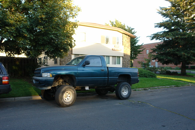 6020 N Mayfair St in Spokane, WA - Building Photo - Building Photo