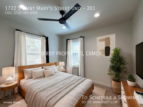 1722 S St Mary's St in San Antonio, TX - Building Photo - Building Photo