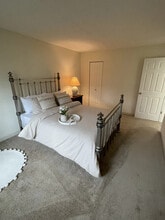 Deepwood North Apartments in Mentor, OH - Building Photo - Building Photo