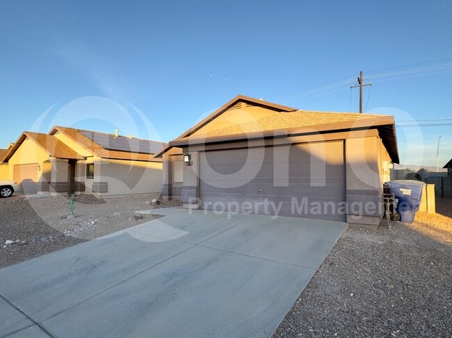 property at 8771 S Desert Rainbow Dr