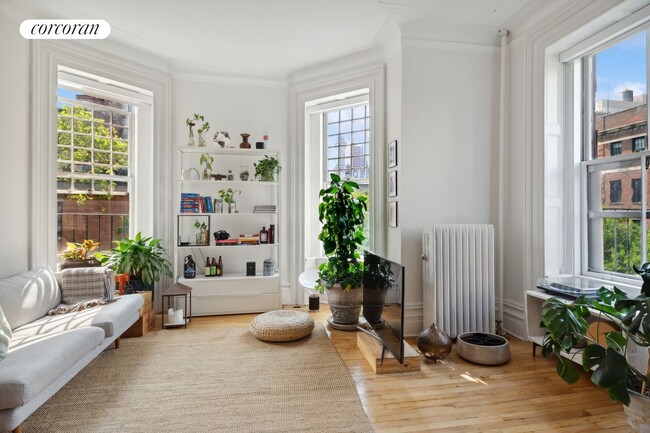 property at 25 Pierrepont St