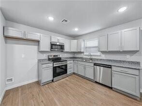 6605 NW Altus St in Bentonville, AR - Building Photo - Building Photo