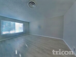 1508 Crestview Dr in Antioch, CA - Foto de edificio - Building Photo