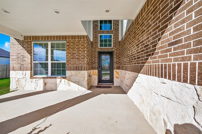 property at 3025 Waxwing Dr