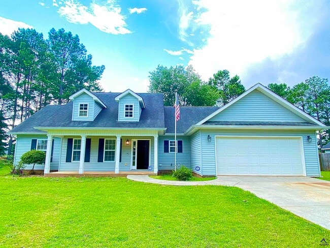 202 Chimney Rock Rd in Perry, GA - Building Photo - Building Photo