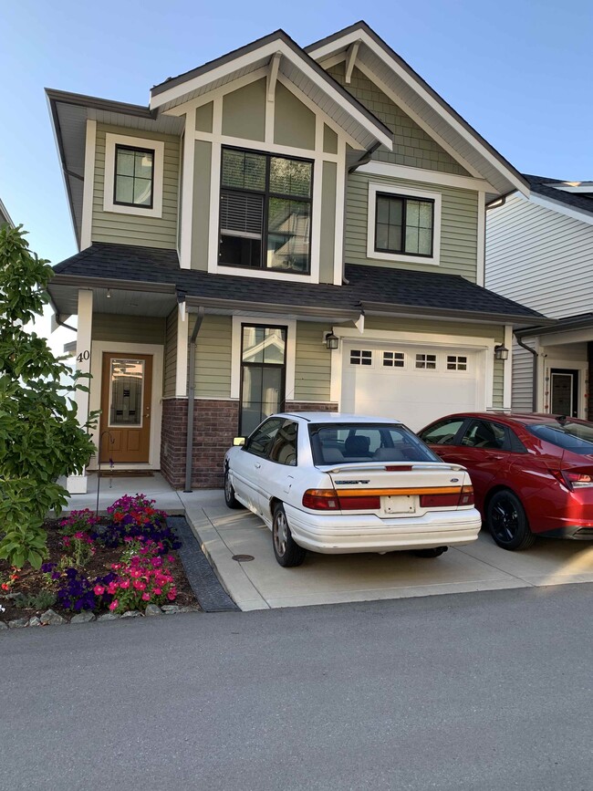 property at 47042 Macfarlane Pl