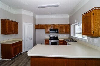 7013 Juanita Cir S in Memphis, TN - Building Photo - Building Photo
