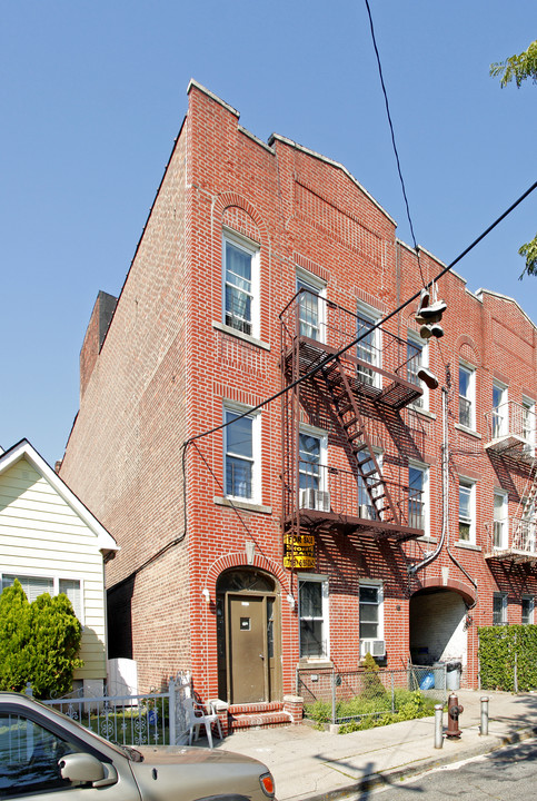 4245 Digney Ave in Bronx, NY - Foto de edificio