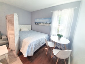19 Powell Dr in West Orange, NJ - Building Photo - Building Photo