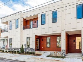 1325 Knowlton St in Cincinnati, OH - Building Photo