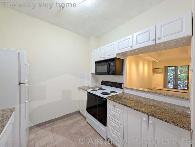 373 Highland Ave in Somerville, MA - Building Photo - Building Photo
