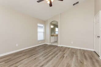 7920 Oakstone Ct in Orlando, FL - Building Photo - Building Photo
