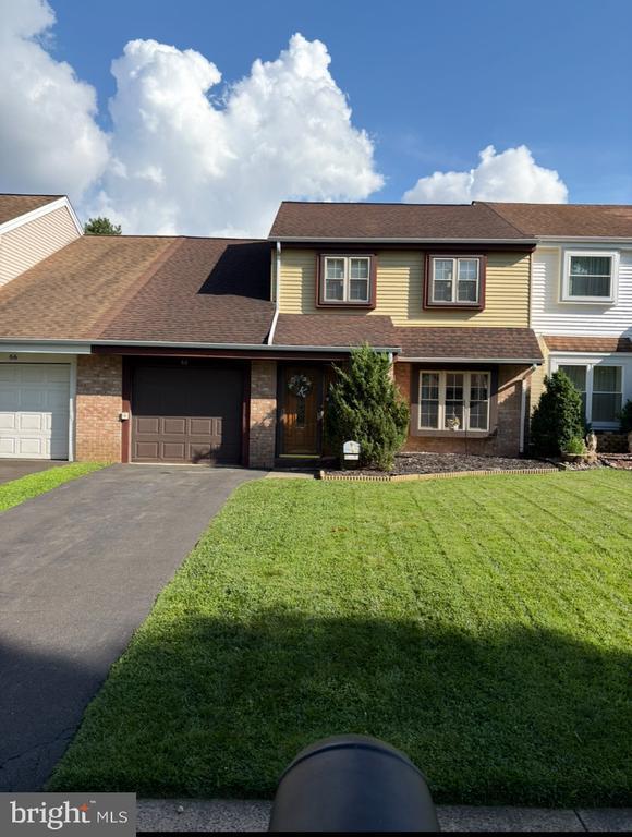 property at 68 Greenwoods Dr