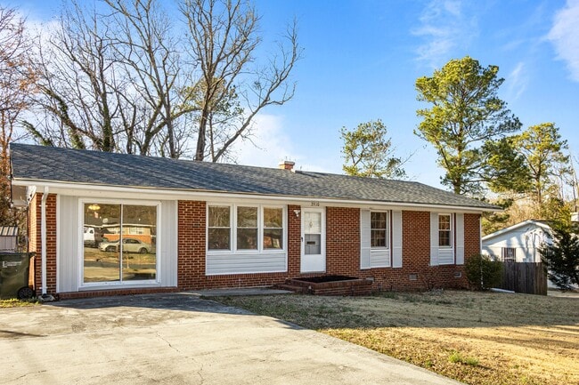 2910 Kanewood Dr in Durham, NC - Building Photo - Building Photo