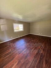 2116 S Delaware Ave in Springfield, MO - Building Photo - Building Photo