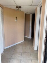 9401 Lime Bay Blvd in Tamarac, FL - Building Photo - Building Photo