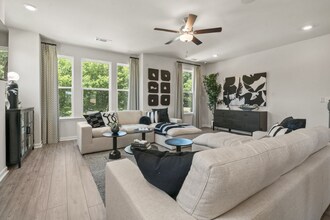 402 Nix Ln in Lawrenceville, GA - Building Photo - Building Photo